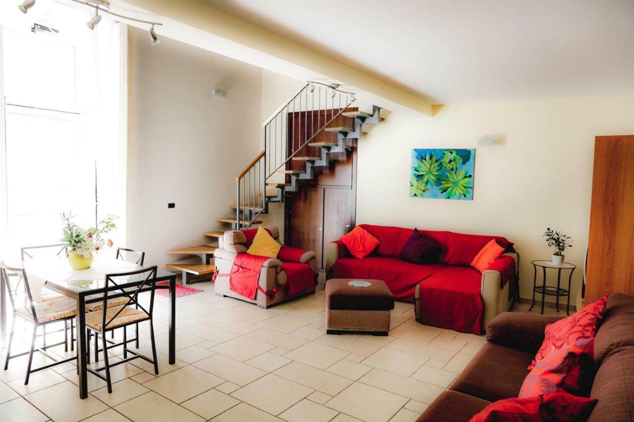 Spicchi Di Sole Bed and Breakfast Νάπολη Εξωτερικό φωτογραφία